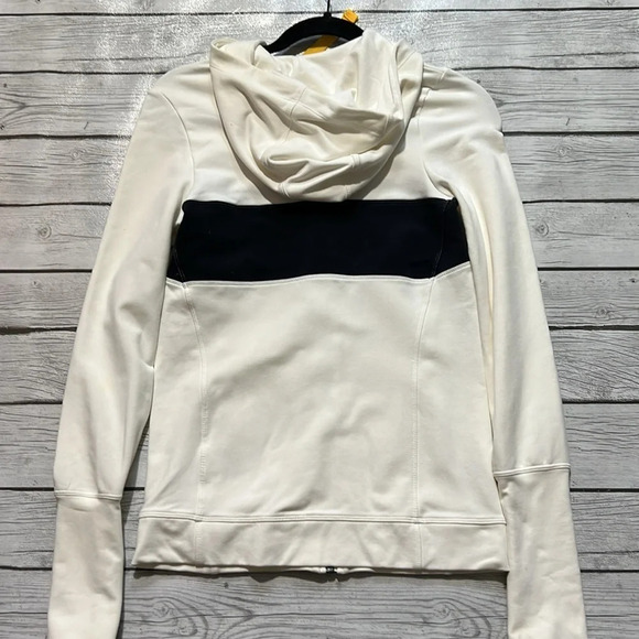 🌻 NIKE Cream/Black “Live Strong” zip up Hoodie sz. S - Picture 3 of 10